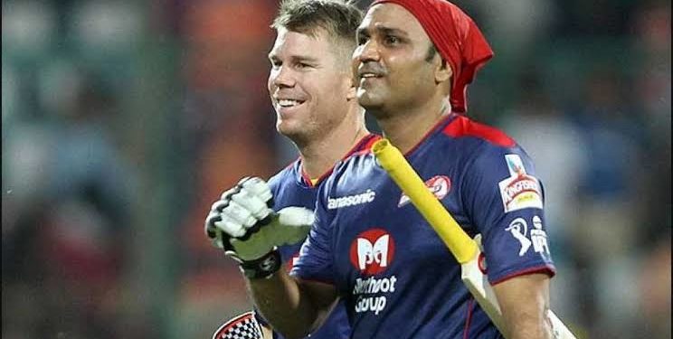 वीरेंद्र सहवाग ने कहा आईपीएल की नीलामी में ये 2 टीमें कर सकती हैं डेविड वॉर्नर को टारगेट