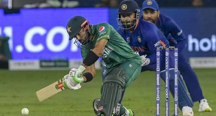 5 वर्ल्ड रिकॉर्ड जो इस साल के सर्वश्रेष्ठ टी20 बल्लेबाज़ मोहम्मद रिजवान ने 2021 में तोड़े