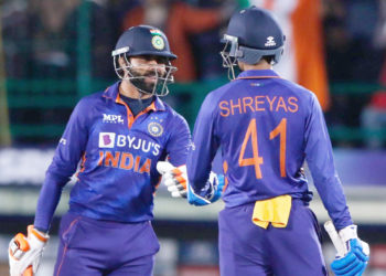 सीरीज में बिना आउट हुए श्रेयस अय्यर ने लगाया लगातर तीसरा अर्धशतक, भारत ने किया श्रीलंका का सूपड़ा साफ