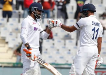 पारी घोषित होने के कारण रविंद्र जडेजा दोहरे शतक से चूके, भारत ने खड़ा किया पहाड़ जैसा स्कोर