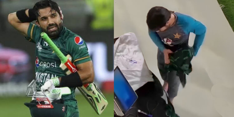 Watch Video : मोहम्मद रिजवान ने पैर से उठाया पाकिस्तानी झंडा, हुआ वायरल