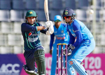 मामूली से लक्ष्य के जवाब में बिखर गई भारतीय महिला टीम की पारी, पाकिस्तान जीता