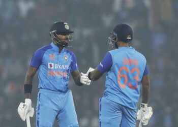 लखनऊ में दूसरे टी20 में न्यूजीलैंड को हराकर भारत ने सीरीज में की बराबरी