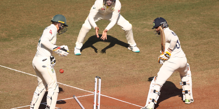 रविंद्र जडेजा के ऑलराउंड प्रदर्शन के दम पर भारत ने ऑस्ट्रेलिया को पारी और 135 रनों से हराया